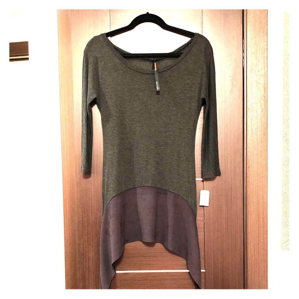 Renee C 3/4 Dolman Sleeve Round Boat Neck Top Sz S
